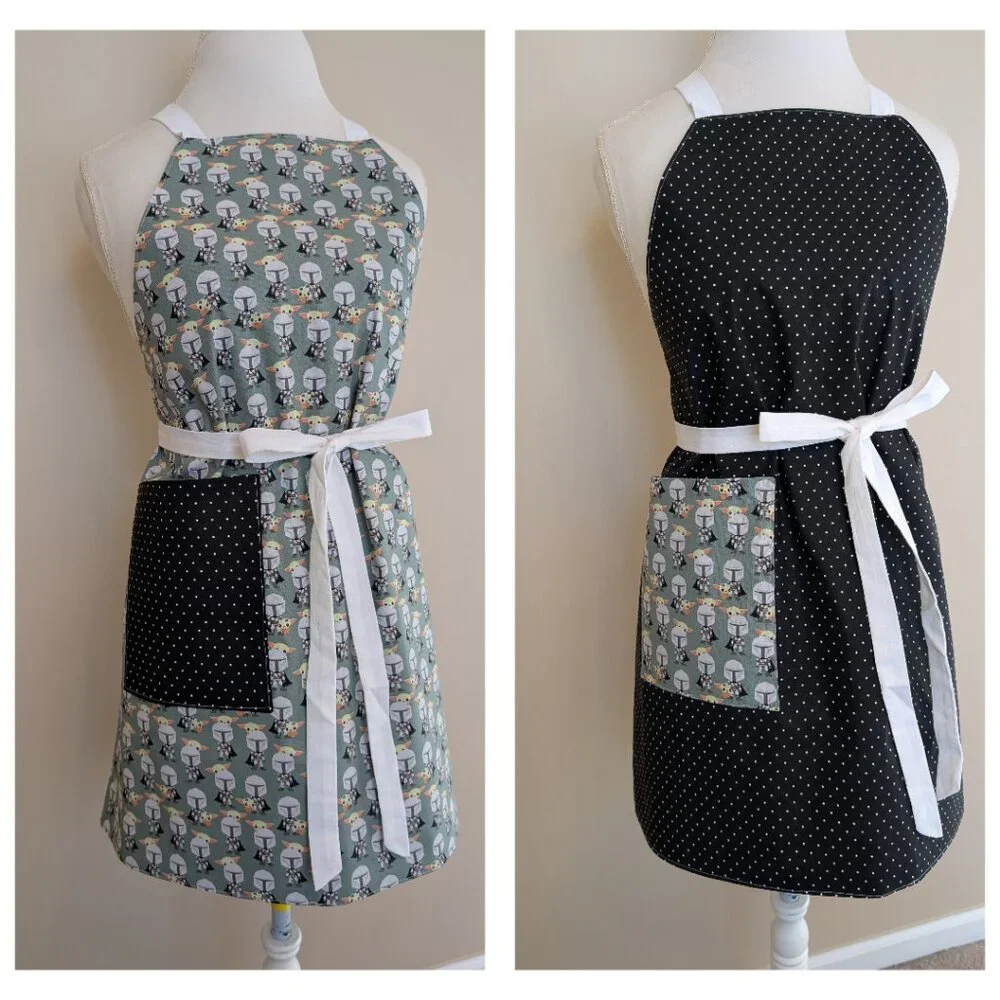 NWT Handmade Reversible Apron - Star Wars Grogu and polka dots - One Size - OOAK